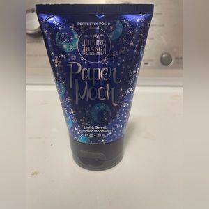Perfectly Posh Big Fat Yummy Hand Creme Paper Moon and Snowed in Vanillamint